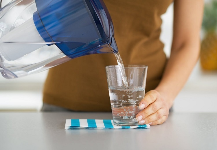 aliments anti-fatigue boire de l'eau