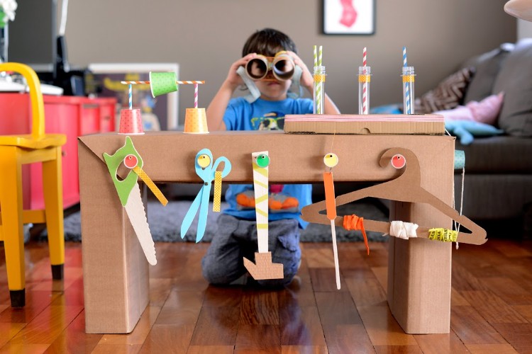 comment fabriquer un bureau pour enfant carton tendance meubles appoint écolo faciles réaliser