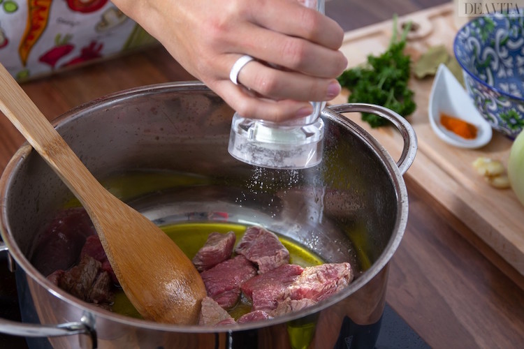 goulash a la hongroise boeuf sel poivre