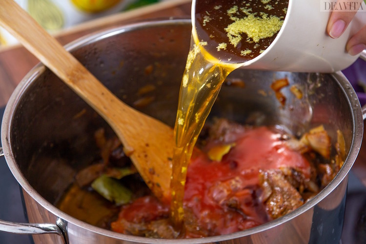 goulash a la hongroise bouillon de boeuf