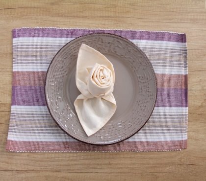pliages de serviettes tissu rose occasions formelles