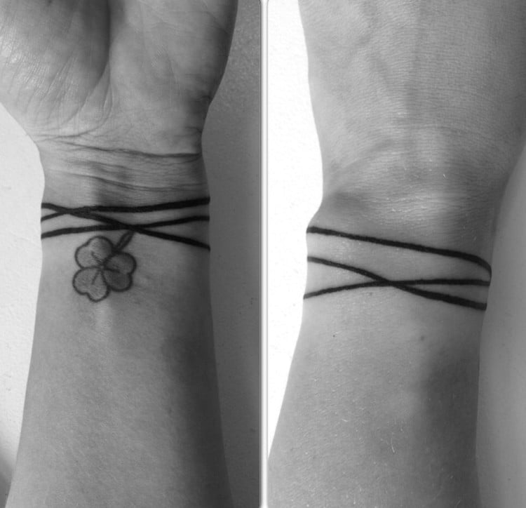 tatouage bracelet noir poignet femme