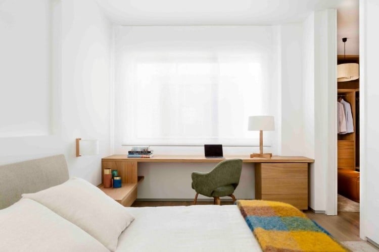 aménagement loggia appartement contemporain Espagne chambre coucher matériaux naturels design