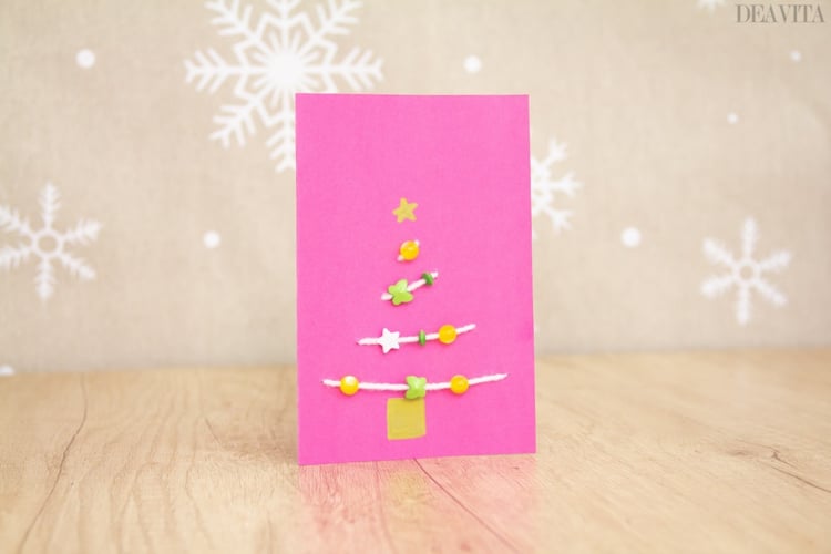carte de Noël carton rose sapin mini perles décoratives
