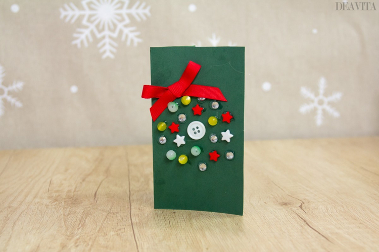 carte de Noël à faire soi-même boutons mini étoiles
