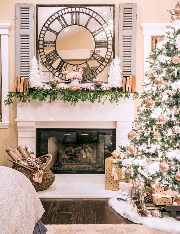 décoration de Noël pour chambre coucher esprit nordique total look blanc sapin déco cheminée idées élégantes
