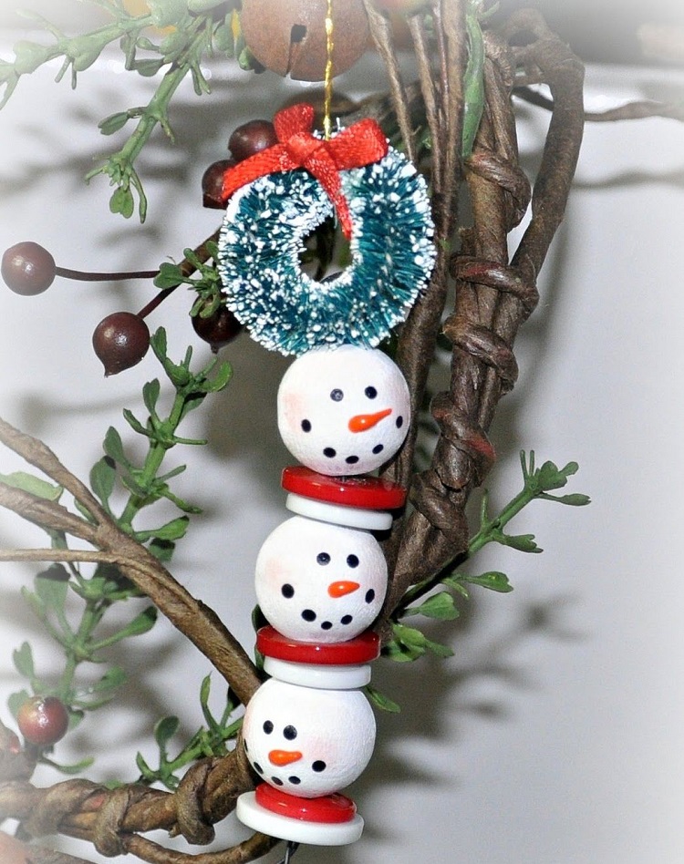 ornements de Noël perles en bois déco festive DIY