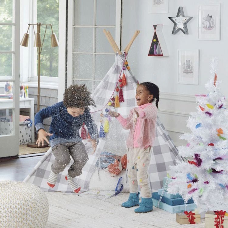 DIY] Spécial Noël - Une guirlande de Noël pour décorer le sapin et la  chambre des enfants (modèle à télécharger) - DESSINE-MOI UNE LICORNE