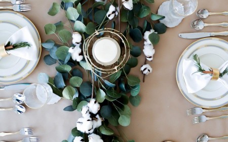 déco d'hiver en eucalyptus centre de table touche de vert