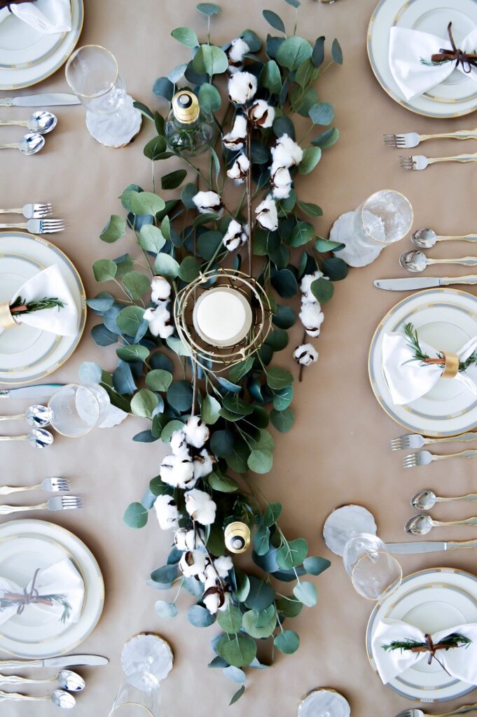 déco d'hiver en eucalyptus centre de table touche de vert