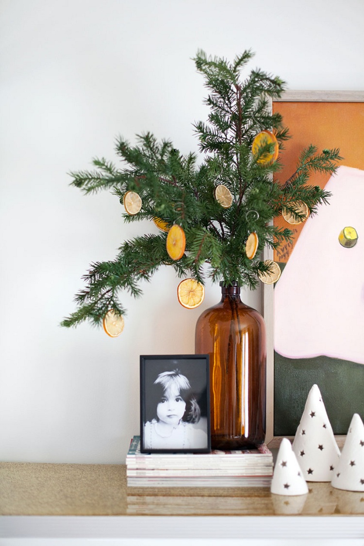 décoration Noël avec des oranges séchées sapin