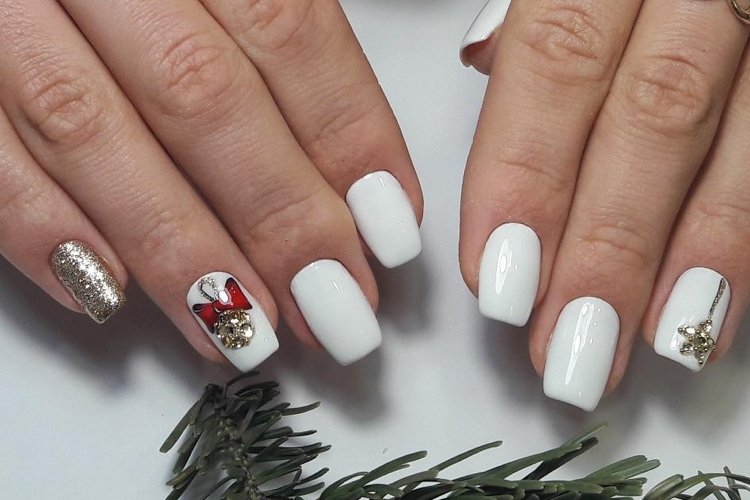 Ongles en gel blanc : 40+ idées de manucure blanche chic à copier