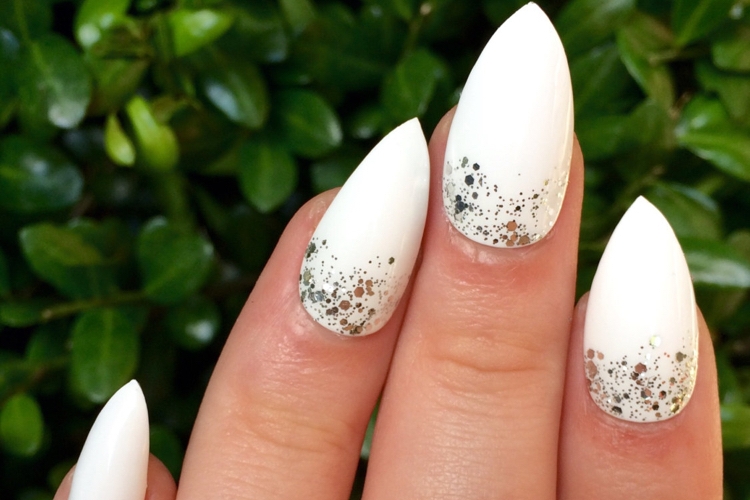 Ongles en gel blanc : 40+ idées de manucure blanche chic à copier