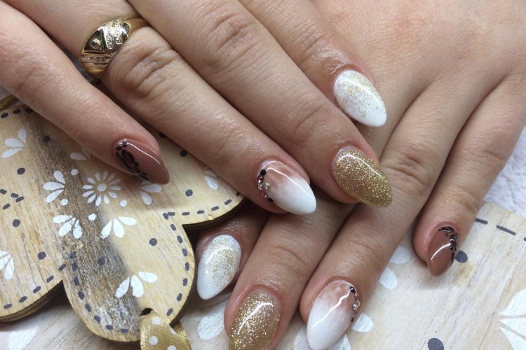 Ongles en gel blanc : 40+ idées de manucure blanche chic à copier