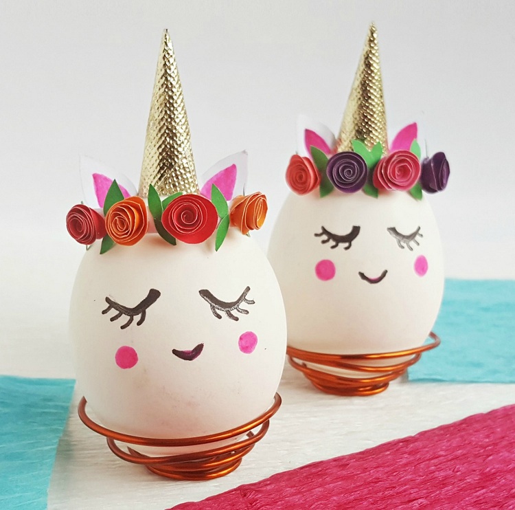 déco œufs de Pâques thème licorne mini fleurs en papier