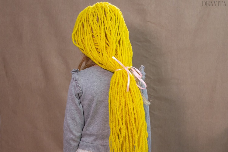 déguisement carnaval à fabriquer pour mardi gras costume DIY laine coiffe Raiponce