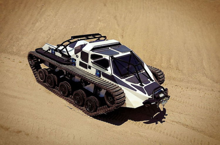 meilleurs véhicules tout-terrain RIPSAW EV2 tank de luxe high tech surpuissant