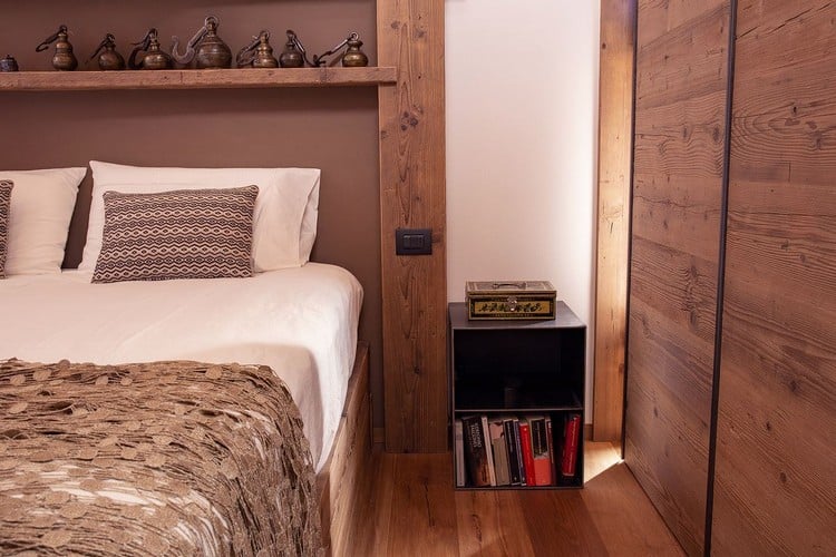 revêtement bois intérieur chambre à coucher cosy