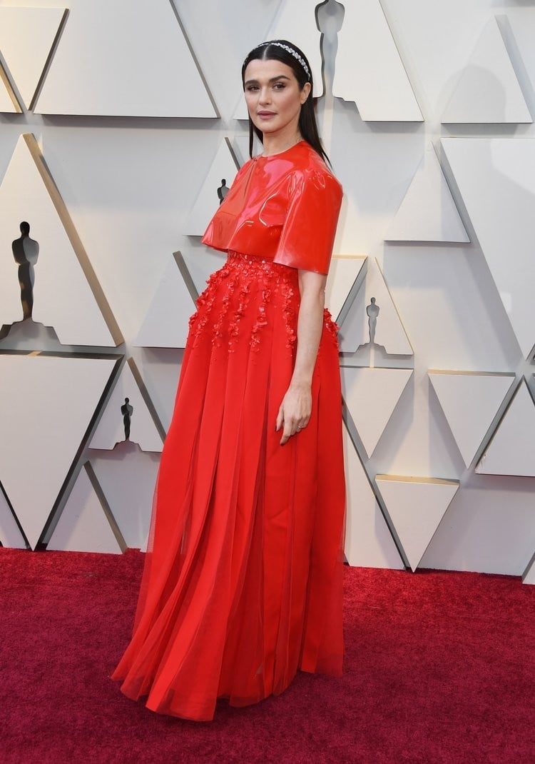 Oscars 2019 robe rouge Rachel Weisz