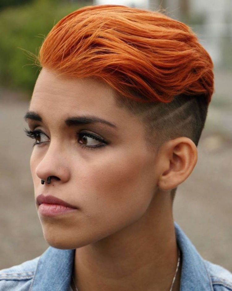 coupe undercut femme coupe courte coloration orange