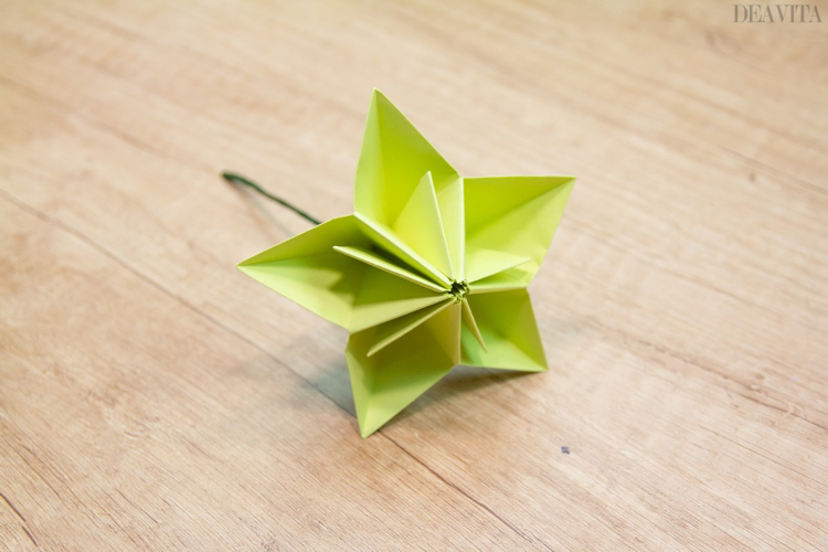 fleur en papier origami 3d
