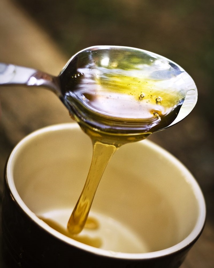 remèdes contre la toux efficaces miel solution grand mère