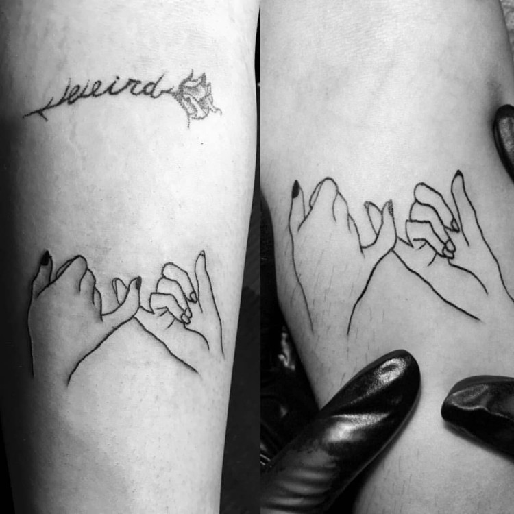 tatouages pour sœurs dessins tendance associés