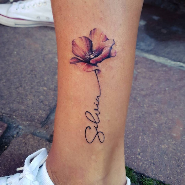 tatouages pour sœurs nom motif floral modèle coloré