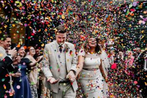 tendances mariage 2019 confettis colorés