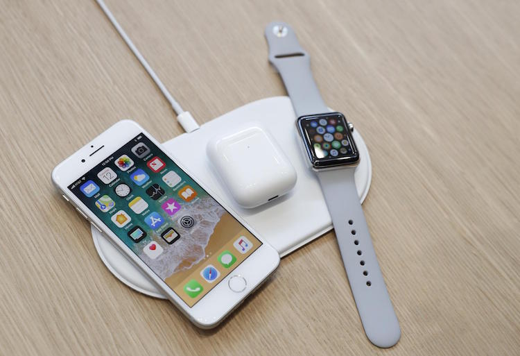 Apple dévoile les AirPods 2 boitier recharge sans fil