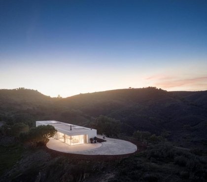 architecture minimaliste maison moderne piscine sur le toit