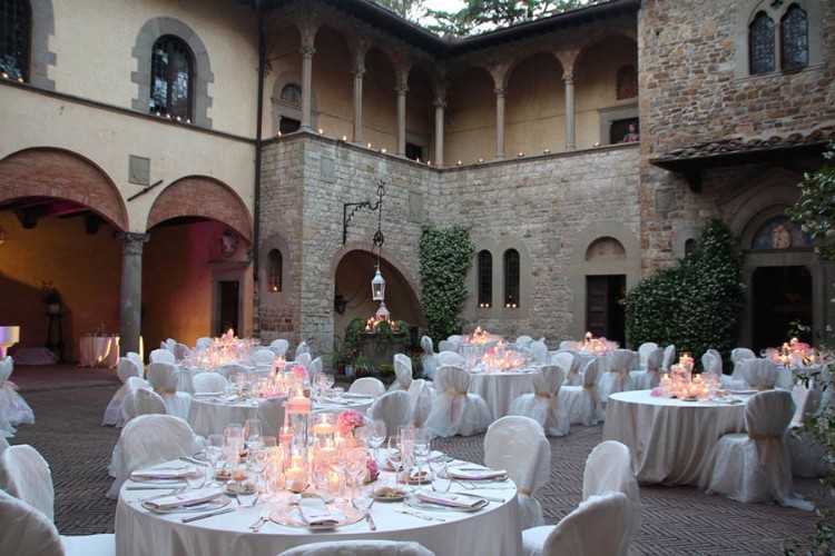 château de mariage Toscane cour romantique