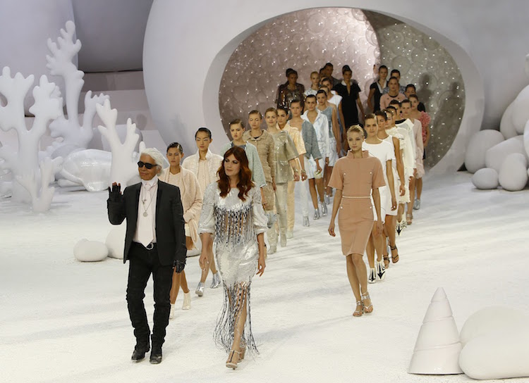 défilés Chanel prêt à porter printemps été 2012 fond sous marin Karl Lagerfeld
