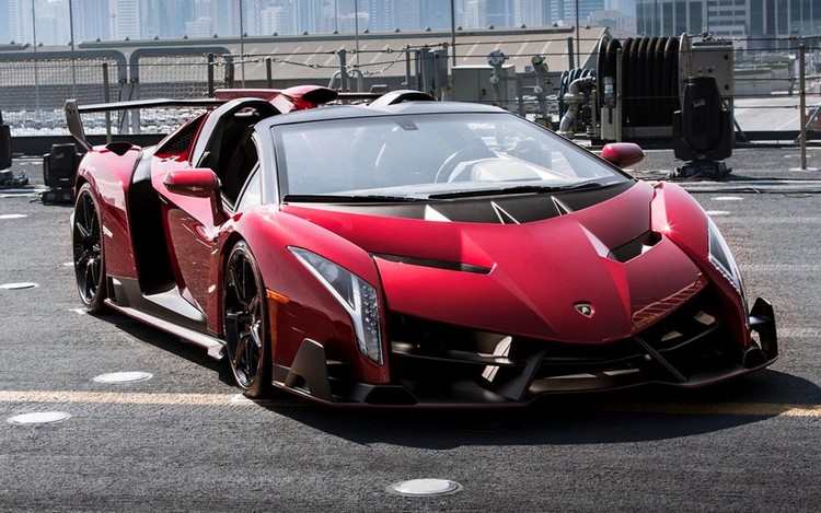 les dix voitures les plus chères du monde lamborghini veneno roadster design sportif exclusif rouge