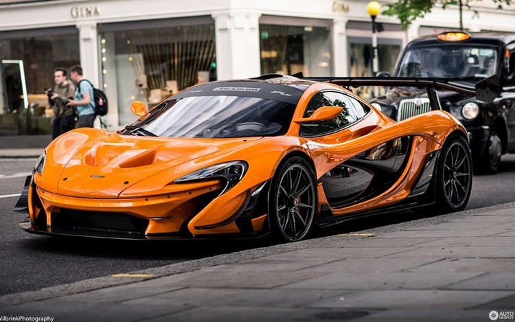 les dix voitures les plus chères du monde mclaren p1orange et noir biturbo moteur électrique