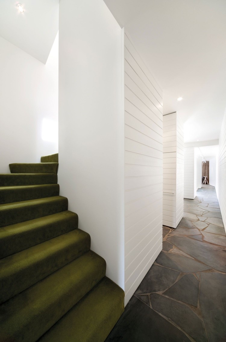 tapis pour escalier idées relooker marches contremarches escaliers intérieur
