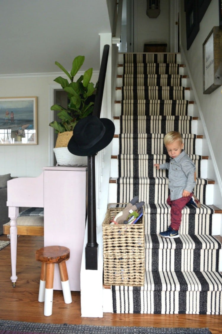 tapis pour escalier moquette rayures esprit scandinave
