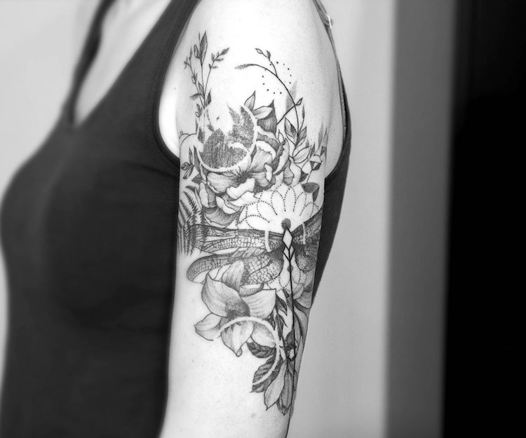 tatouage libellule mandala fleurs fougeres bras femme
