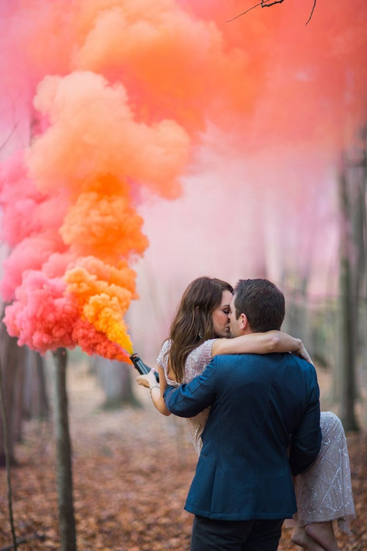bombe de fumée colorée mariage et fiançailles conseils