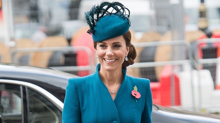 Kate Middleton Dame grand-croix de l’Ordre Royal de Victoria