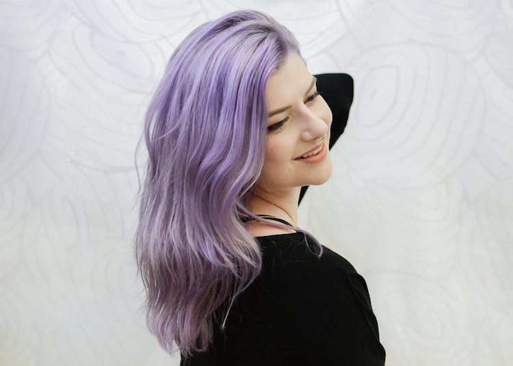 cheveux violet pastel nouvelle coloration tendance ete 2019