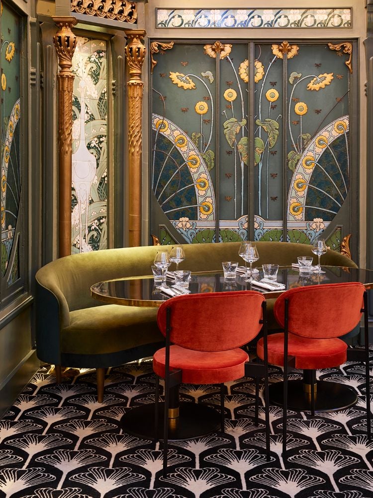 décoration éclectique maximaliste intérieur design beefbar restaurant paris