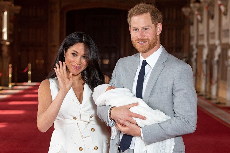 fête des mères 2019 ango saxonne Meghan Harry famille royale nouvelle photo Archie