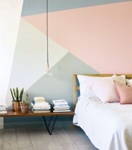 peinture murale géométrique chambre à coucher scandinave couleurs pastel