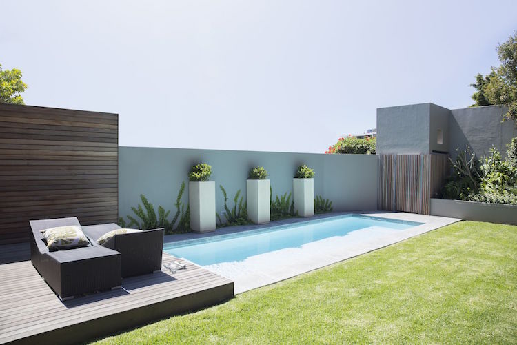 piscine pour petit jardin piscine coque patio