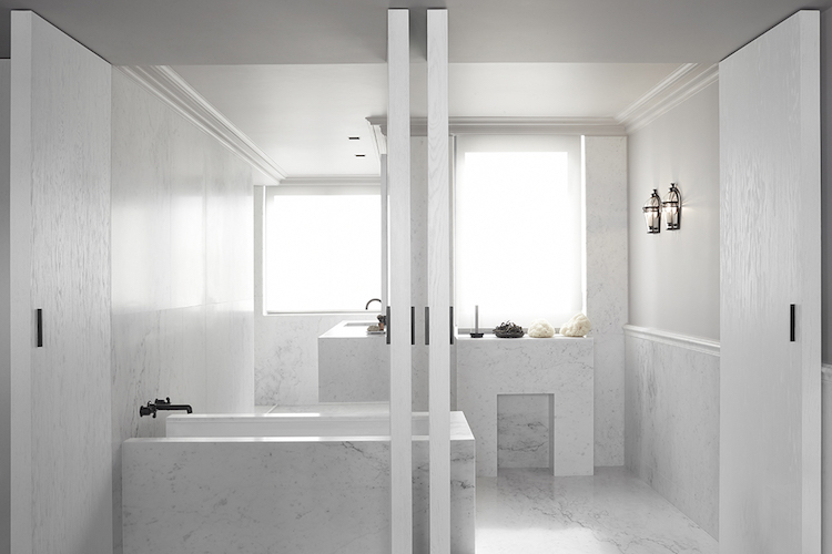 salle de bain marbre blanc de carrare