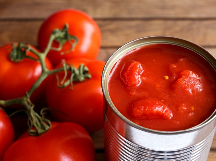 aliments dangereux santé rendant malade sauce tomate conserve