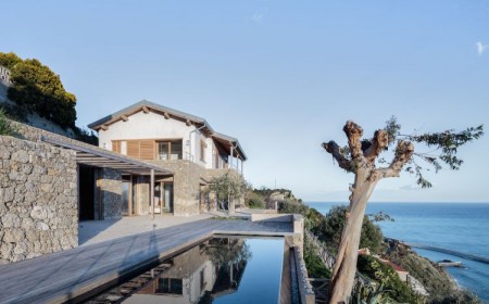 architecture en pierre LJ House style minimaliste piscine moderne