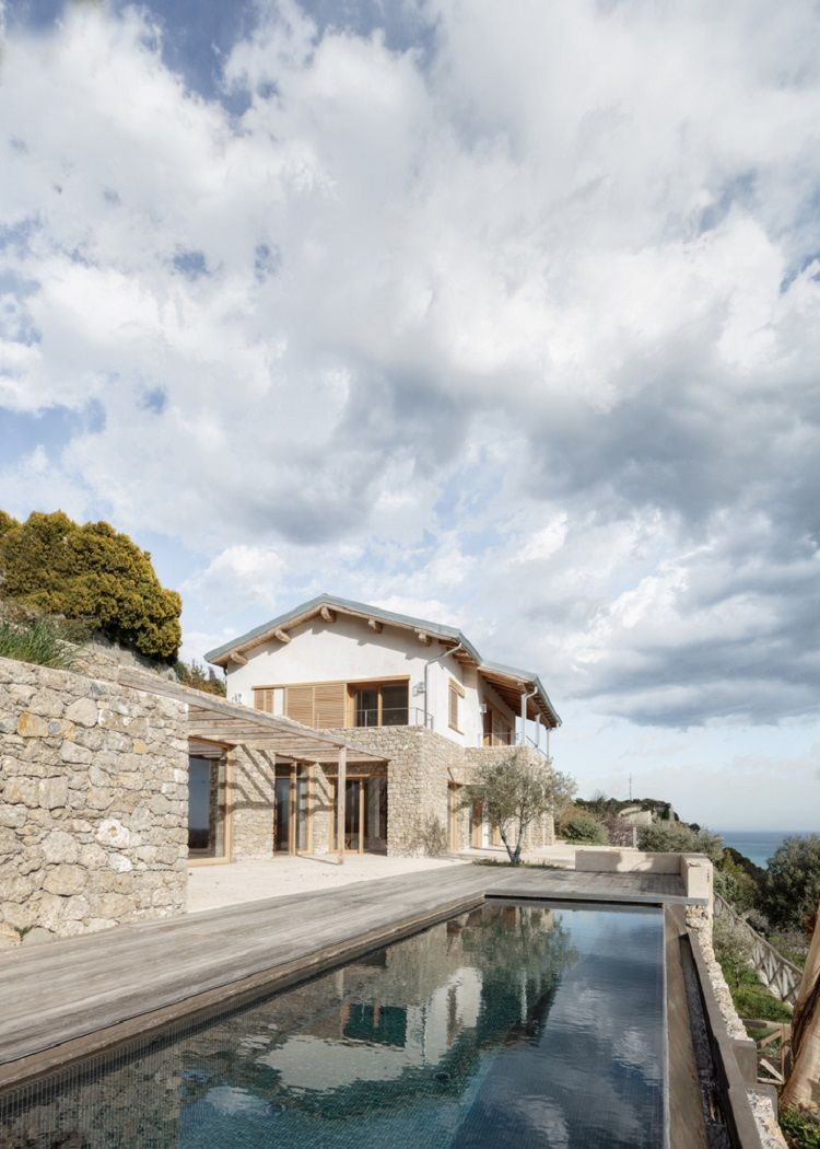 architecture en pierre naturelle piscine moderne style minimaliste