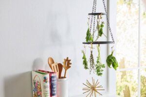 faire sécher des herbes aromatiques support suspendu cuisine